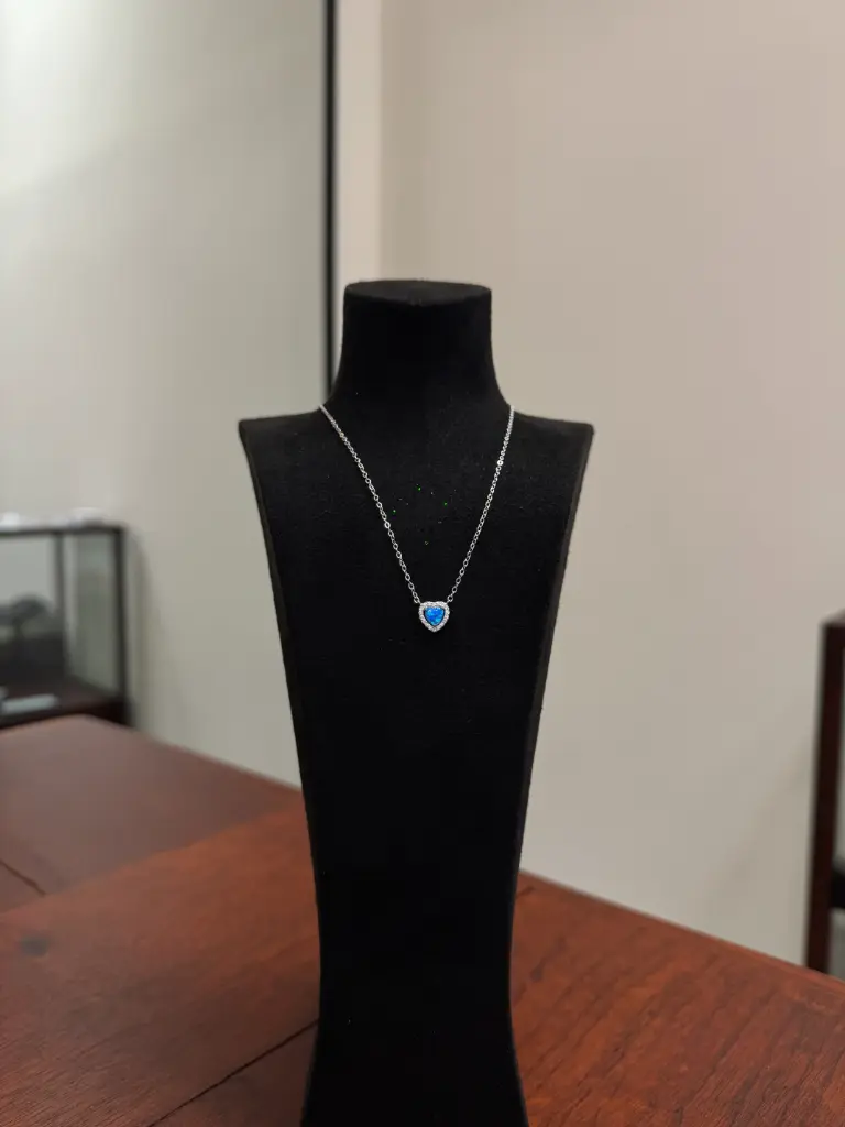 [JK0000672] Collier Priam