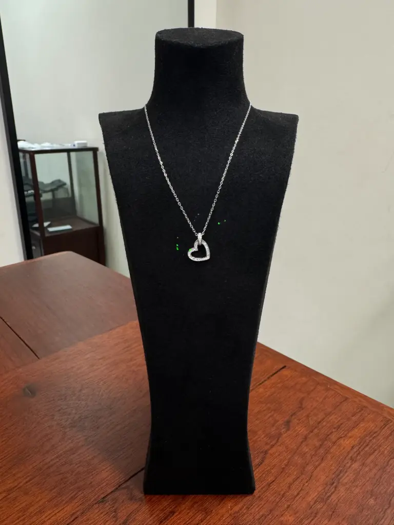 [JK0000741] Collier Ullyssia